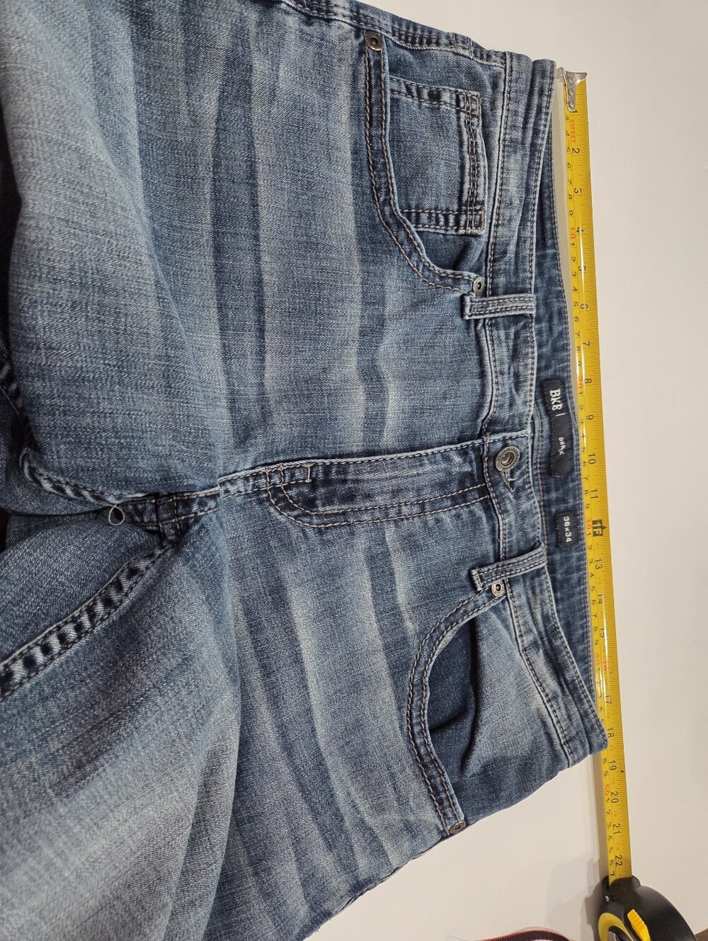 BKE Buckle Classic Light Wash Straight Jeans Sz.36×34 men's - Picture 5 of 10